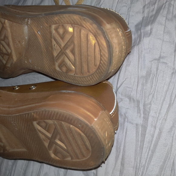 RARE Converse CTAS OX LO gold mens 6 women's 8 style 153107C - Picture 7 of 7